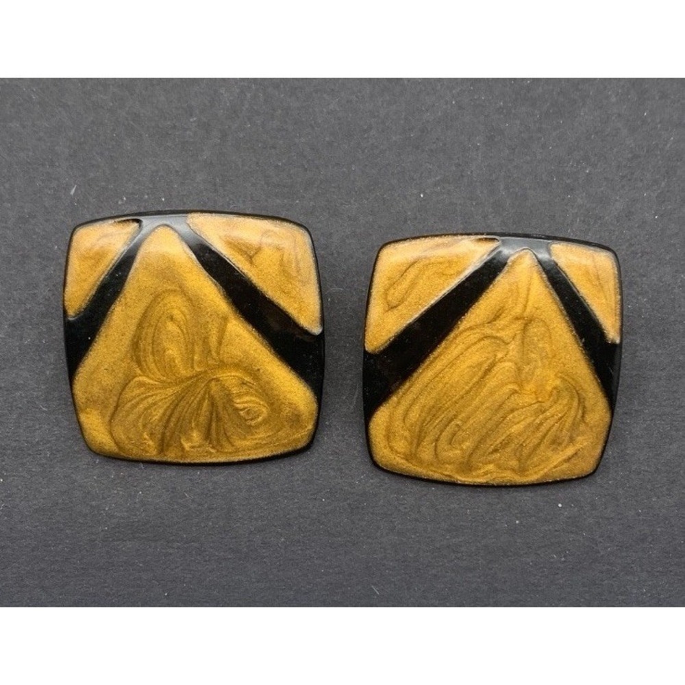 Vintage 80's Black And Gold Tone Swirl Enamel Lightweight Metal Pierced Earrings